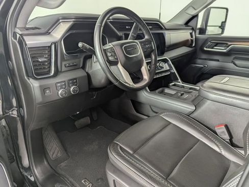 Used 2024 GMC Sierra 2500 Denali w/ Denali Reserve Package image 11