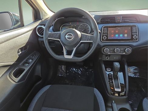 Used 2025 Nissan Versa SV image 17