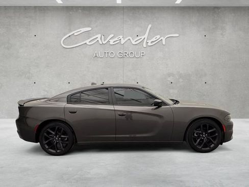 Used 2023 Dodge Charger SXT w/ Blacktop Package image 17