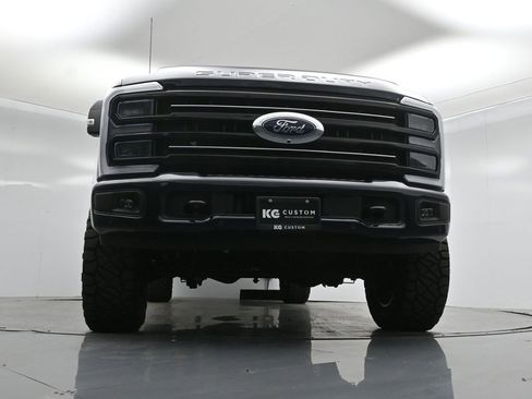 New 2025 Ford F250 Platinum image 43