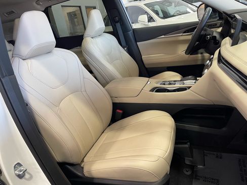 Used 2024 INFINITI QX60 Luxe w/ Cargo Package AWD/4WD image 41