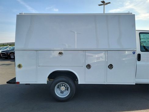 New 2025 Chevrolet Express 3500 Work Van w/ Power Convenience Package image 15