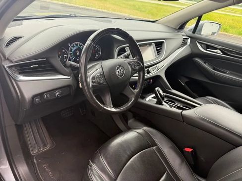 Used 2019 Buick Enclave Avenir w/ Trailering Package, 5000 lbs. AWD/4WD image 12