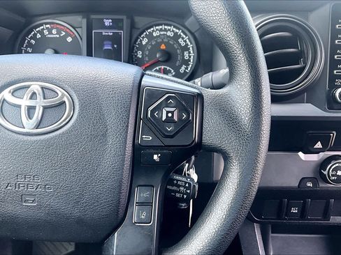 Used 2022 Toyota Tacoma SR RWD image 22