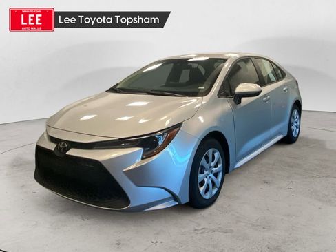 Used 2022 Toyota Corolla LE image 1