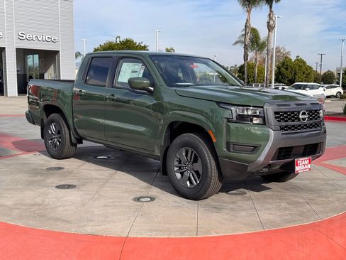 New 2026 Nissan Frontier SV image 2