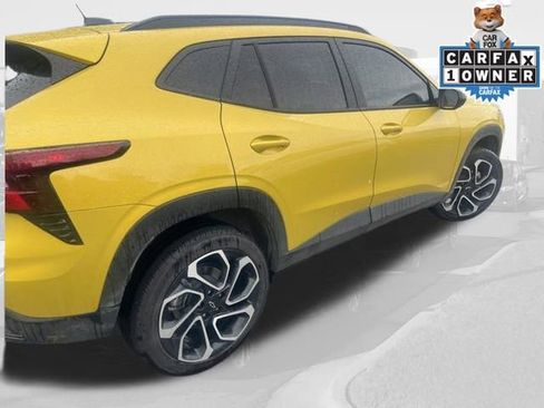 Used 2025 Chevrolet Trax RS w/ Driver Confidence Package image 4