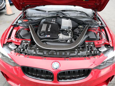 Used 2020 BMW M4 Competition w/ Competition Package RWD image 48