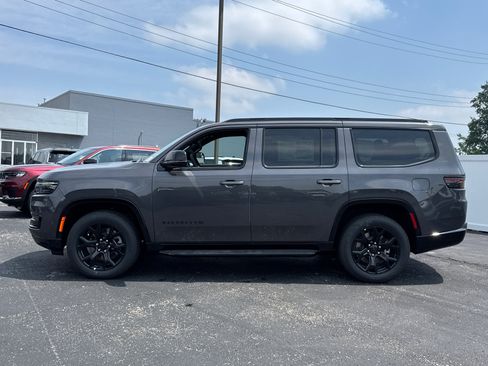 New 2025 Jeep Wagoneer Series II image 3