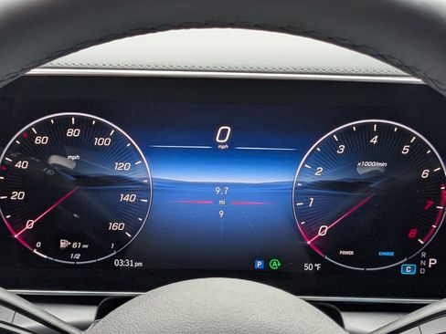 Used 2025 Mercedes-Benz GLC 300 image 21