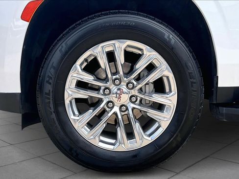 Certified 2024 GMC Yukon SLT image 11