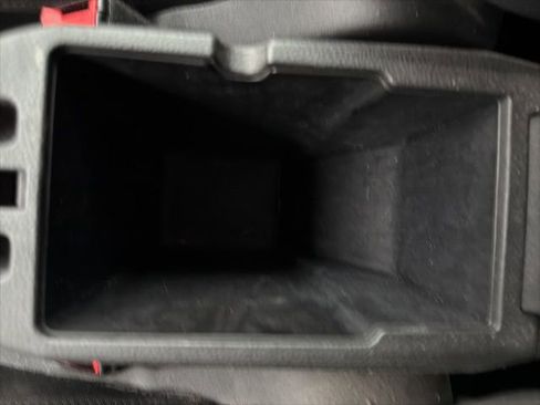 Used 2020 Jeep Renegade Latitude w/ Cold Weather Group image 28