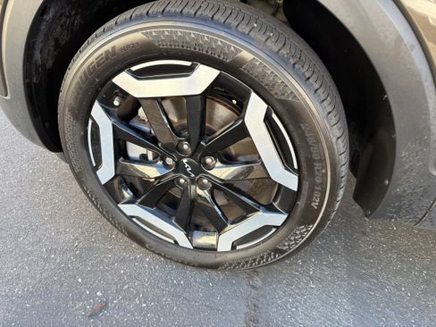 Used 2024 Kia Telluride S w/ S Sunroof Package image 42