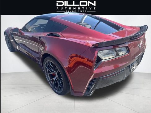 Used 2016 Chevrolet Corvette Z06 w/ 2LZ Preferred Equipment Group RWD image 3