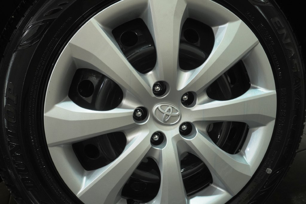 Used 2026 Toyota Corolla LE AWD/4WD image 10
