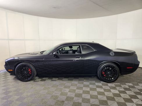 Used 2009 Dodge Challenger SRT8 w/ SRT Option Group II image 4