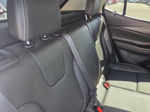 Used 2024 Buick Encore GX Sport Touring FWD image 10