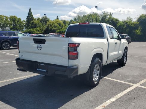 New 2025 Nissan Frontier S image 7
