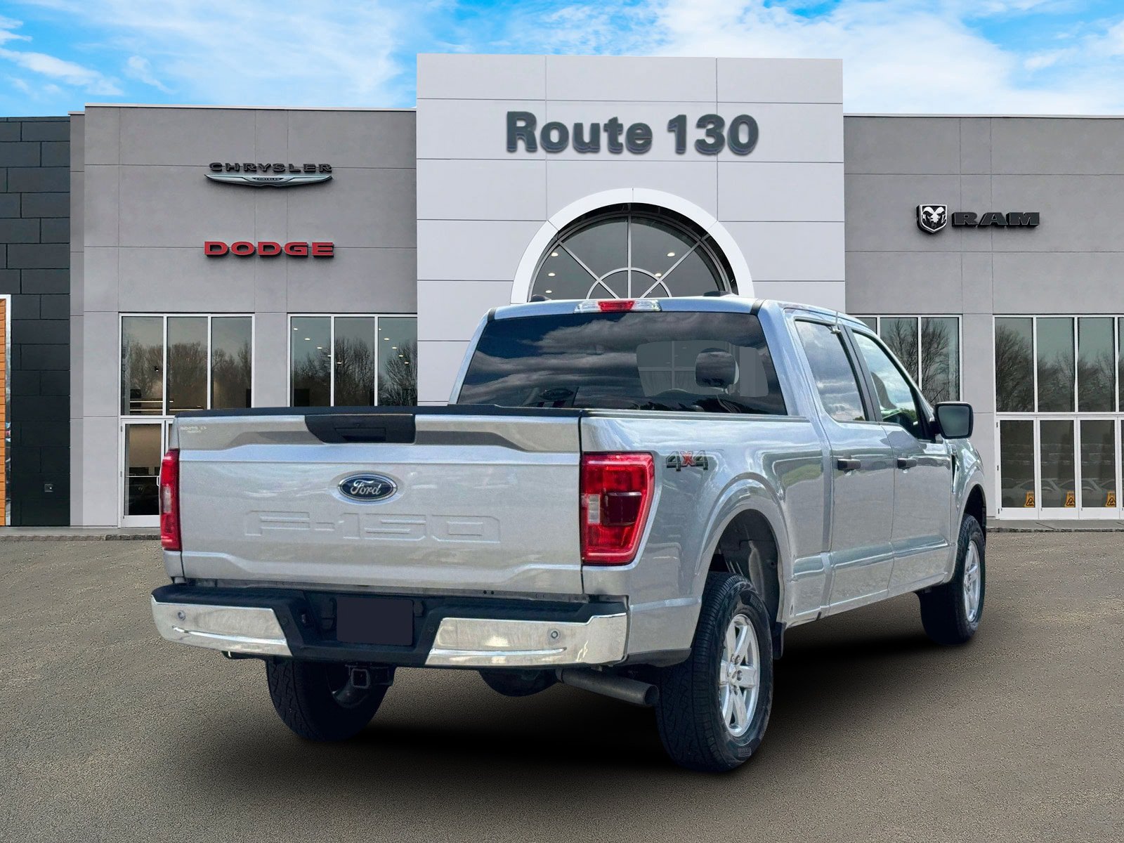 Used 2022 Ford F150 XLT AWD/4WD image 4