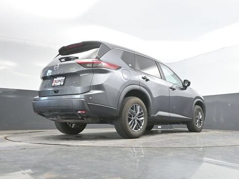 Used 2024 Nissan Rogue S AWD/4WD image 41