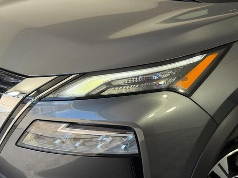Used 2023 Nissan Rogue SV AWD/4WD image 14