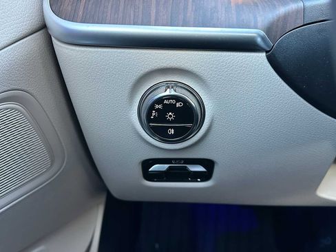 New 2026 Mercedes-Benz C 300 4MATIC Sedan image 30