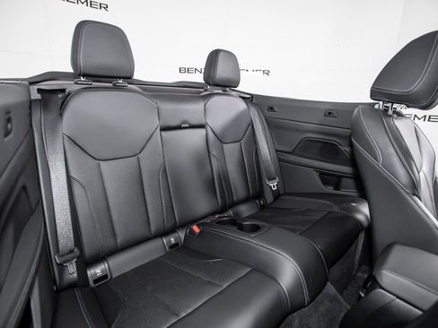 Used 2023 BMW M440i Convertible w/ Premium Package image 19