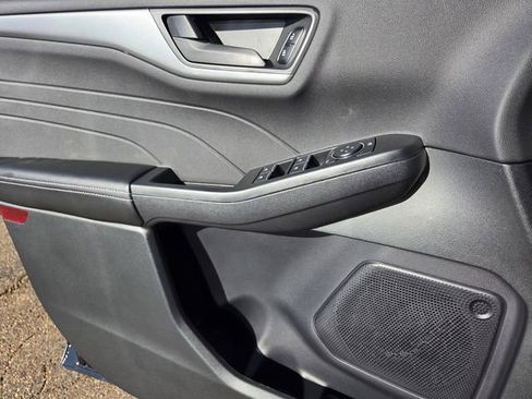 New 2026 Ford Escape Active image 12