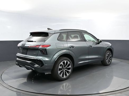 New 2026 Audi Q3 quattro 2.0T AWD/4WD image 23