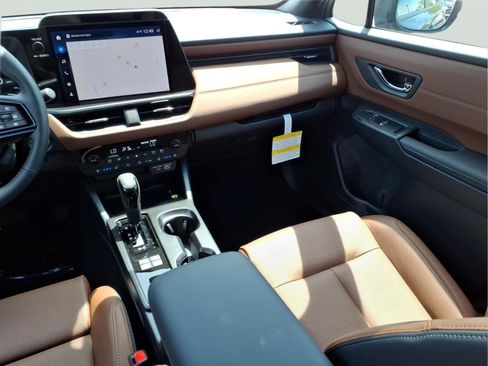 New 2026 Subaru Outback Touring AWD/4WD image 6