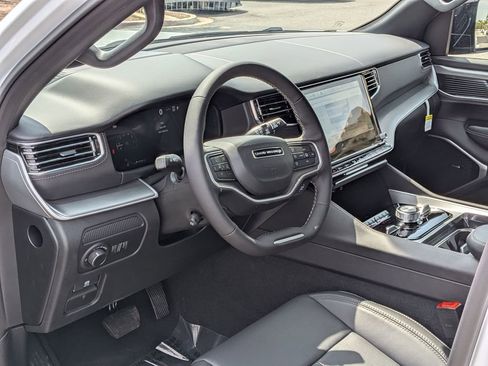 New 2026 Jeep Grand Wagoneer L Limited image 12