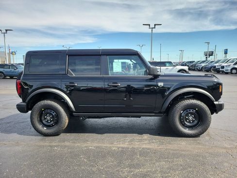 New 2026 Ford Bronco Big Bend w/ Black Diamond Package AWD/4WD image 3