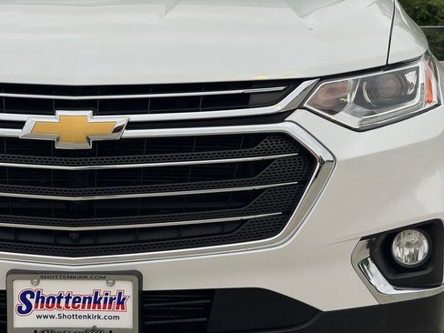 Used 2018 Chevrolet Traverse LT FWD image 8
