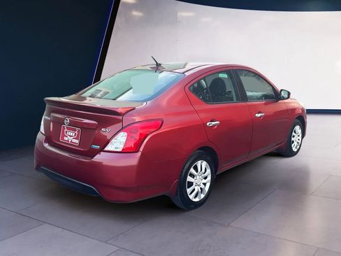 Used 2016 Nissan Versa SV image 5