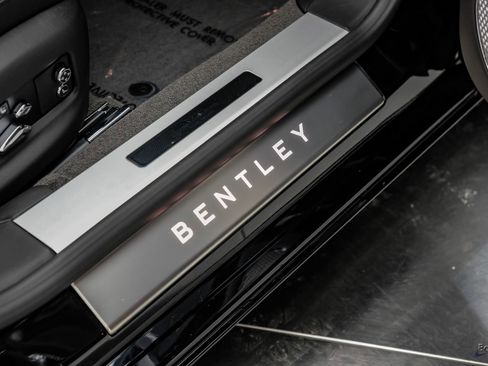 Used 2022 Bentley Flying Spur V8 AWD/4WD image 52
