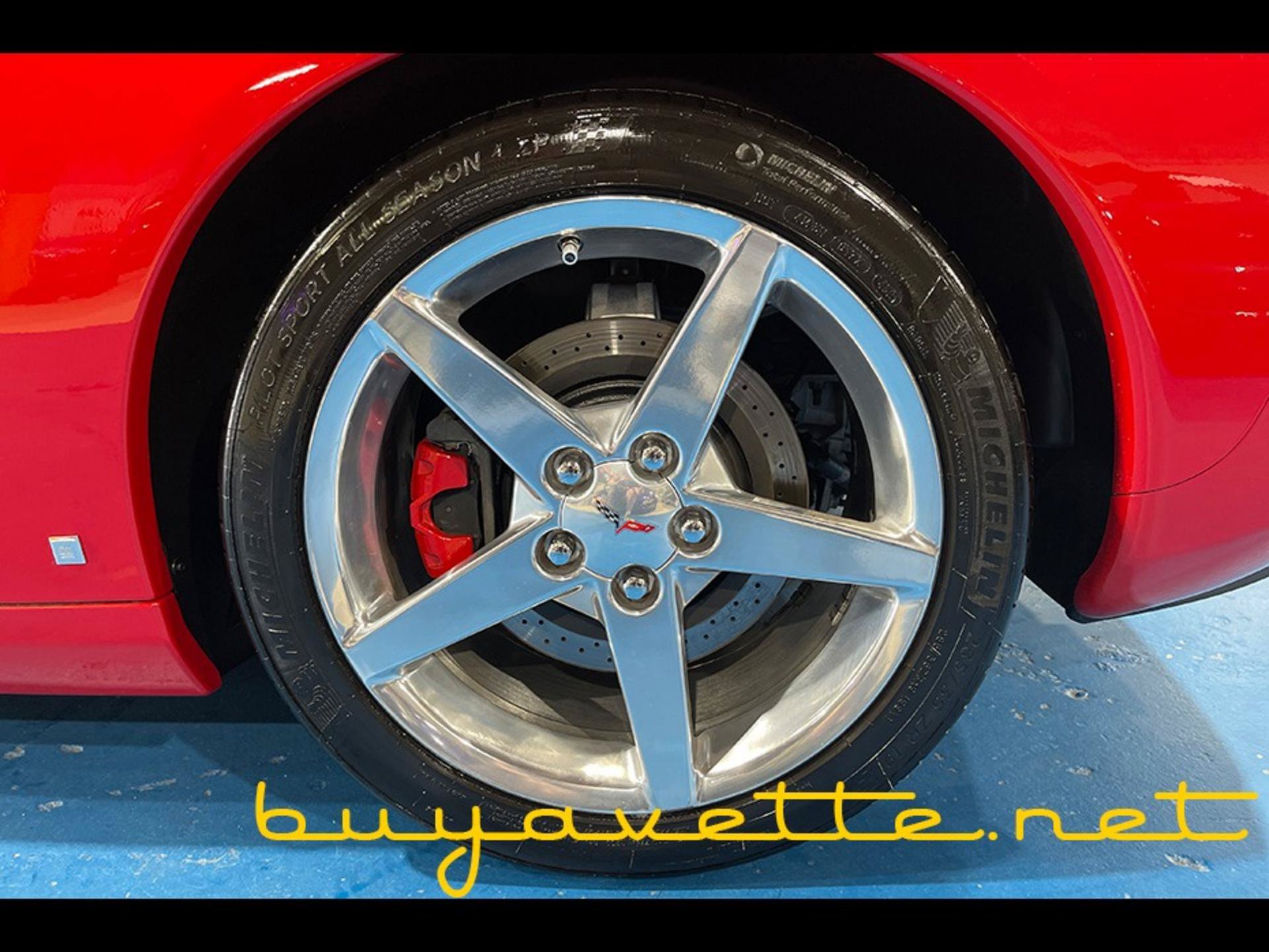 Used 2006 Chevrolet Corvette Coupe w/ Preferred Equipment Group RWD image 12
