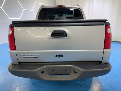 Used 2003 Ford Explorer Sport Trac XLT image 6