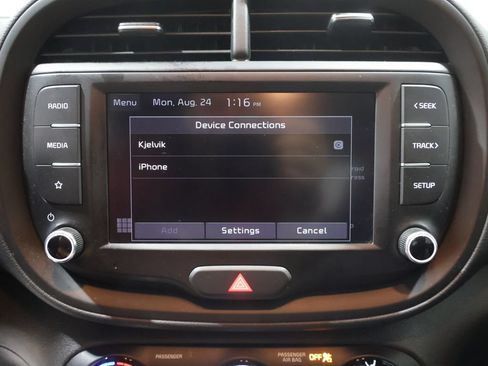 Used 2024 Kia Soul LX w/ Option Group 015 FWD image 24