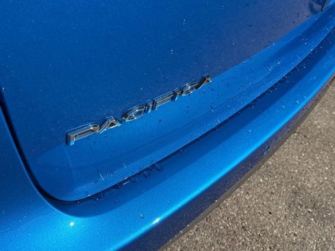 New 2026 Chrysler Pacifica Select image 38