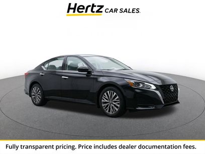 Used 2025 Nissan Altima 2.5 SV