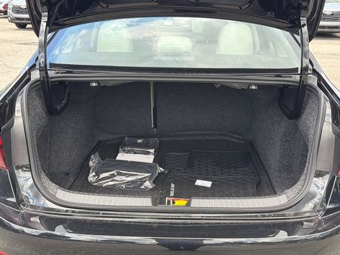New 2026 Volkswagen Jetta SE FWD image 12