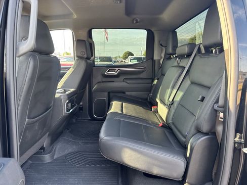 Used 2025 Chevrolet Silverado 1500 LTZ image 14