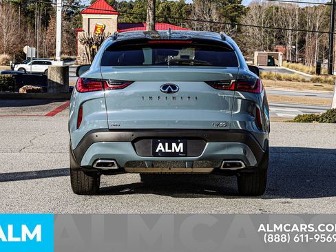 Used 2024 INFINITI QX55 Essential image 12