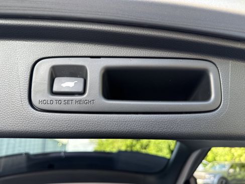 Used 2023 Honda CR-V EX-L image 13