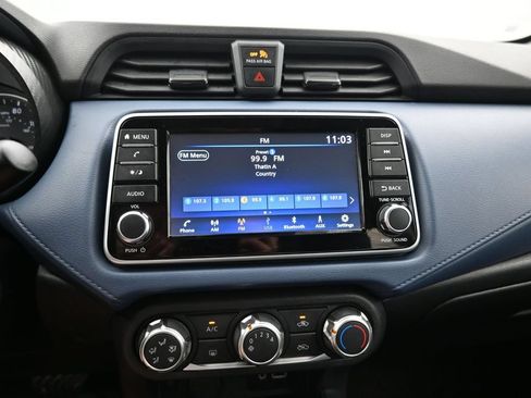 Used 2025 Nissan Versa SV FWD image 15