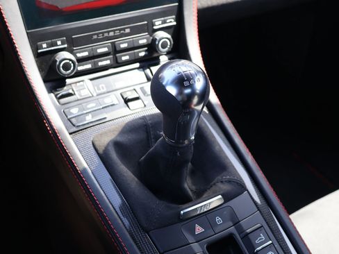 Used 2024 Porsche 718 Boxster GTS RWD image 19