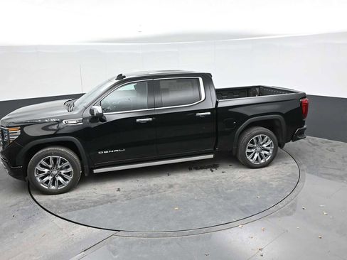 New 2026 GMC Sierra 1500 Denali w/ Denali Reserve Package image 27