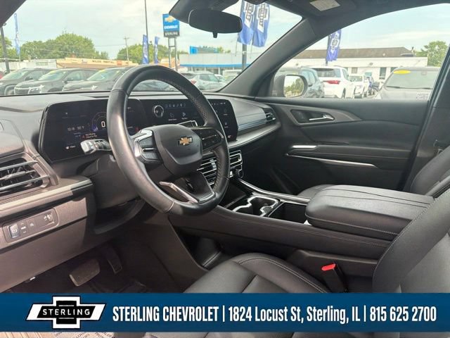 Used 2025 Chevrolet Traverse LT FWD image 10