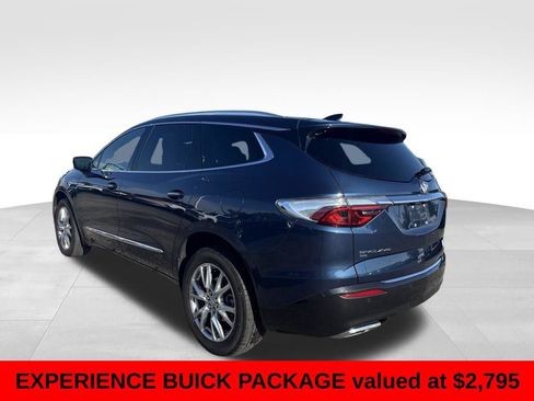 Used 2023 Buick Enclave Essence w/ Experience Buick Package AWD/4WD image 3