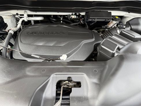 Used 2021 Honda Ridgeline Sport image 7